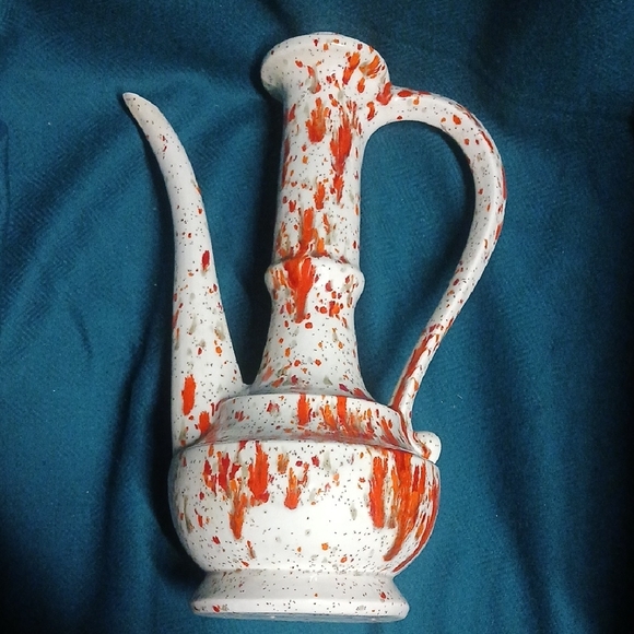 Modern Speckled Red and White Ceramic Pitcher - Picture 5 of 7